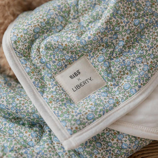 Liberty Quilted Blanket - Chamomile Lawn/Violet Sky - Kollektive Wholesale Portal